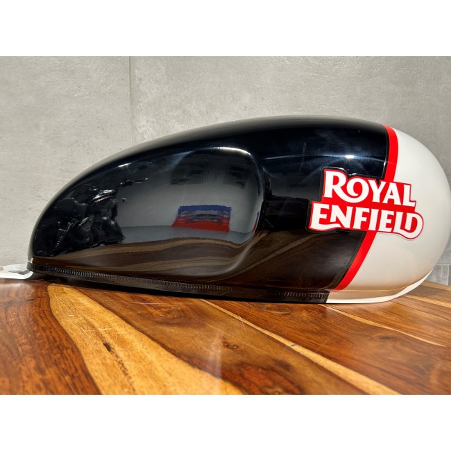 r-servoir-royal-enfield-interceptor-black-pearl-ost-motorcycles