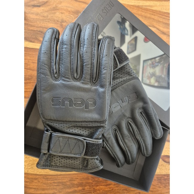 Riders Friend Gloves DEUS EX MACHINA Riders Friend Gloves DEUS EX MACHINA
